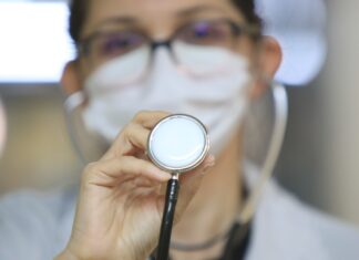 Ibaneis sanciona lei que autoriza a Telemedicina no Distrito Federal Telemedicina no Distrito Federal