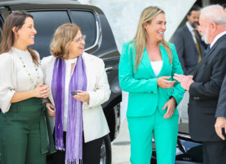 Celina Leão recebe viaturas para reforçar o combate ao feminicídio Combate ao feminicídio - Pronasci