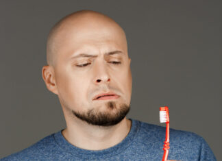 Dentista alerta sobre os cinco sinais do diabetes que surgem na boca Sinais do diabetes que surgem na boca