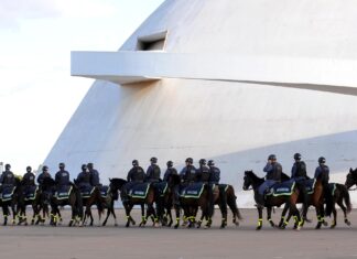 GDF cria área de segurança especial no centro de Brasília Segurança Pública Esplanada dos Ministérios