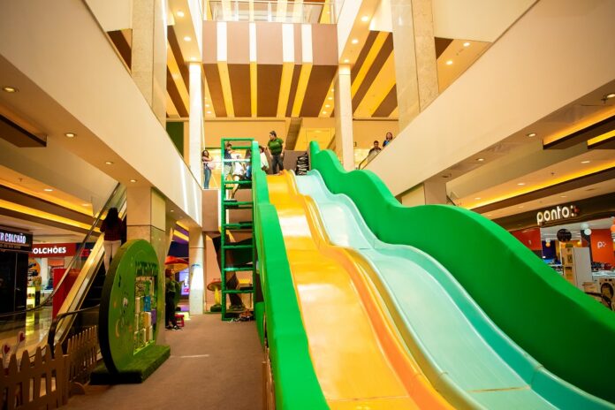 Tobogã do Bob Zoom no Conjunto Nacional Tobogã do Bob Zoom no Conjunto Nacional