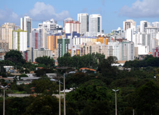 Veja quanto você, morador do DF, irá pagar de IPVA e IPTU em 2024 IPVA e IPTU 2024 DF