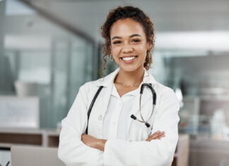 Aberto processo seletivo para reforçar quadro médico do DF processso seletivo médico DF