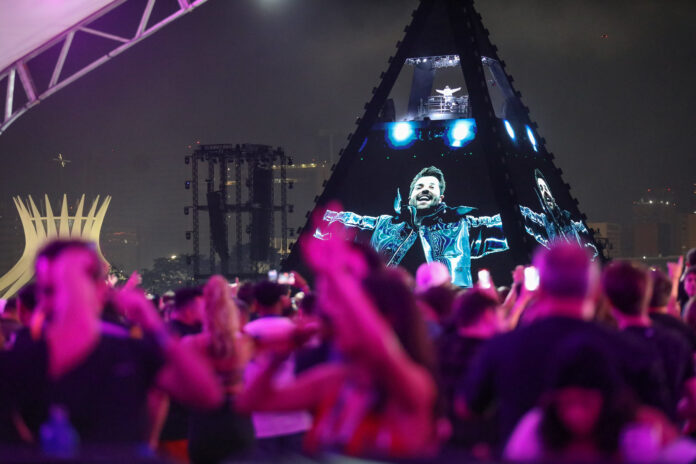 Show DJ Alok 64 anos de Brasília Show DJ Alok 64 anos de Brasília