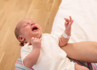 Engasgo em crianças: conheça as causas e como lidar com a situação Engasgo em bebês e crianças