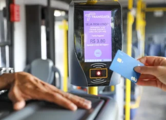 GDF regulamenta uso de cartões de crédito e débito no transporte público Pagamento com cartão de crédito e débito transporte público DF