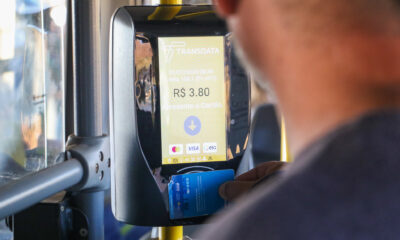 Pagamento eletrônico ônibus de transporte público do DF