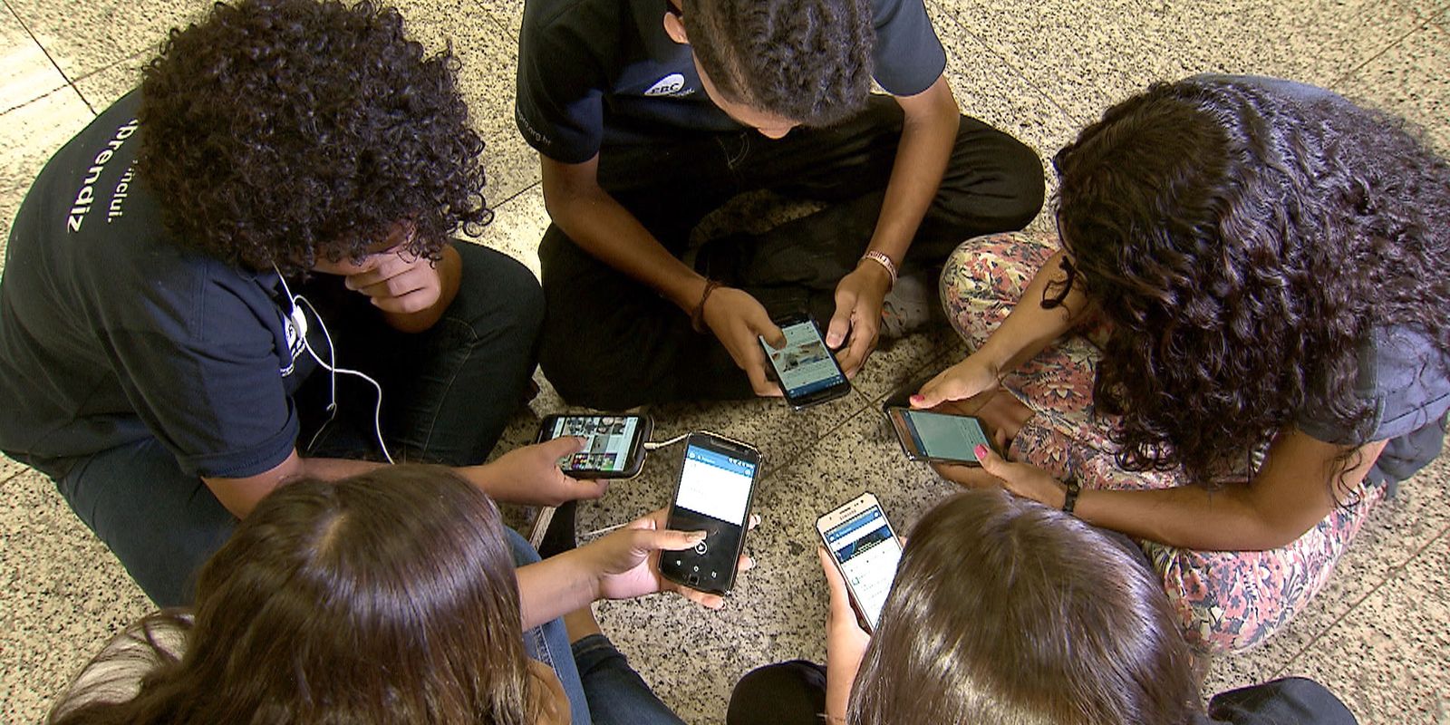 Adolescentes e redes sociais