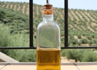 Anvisa proíbe venda de duas marcas de azeite