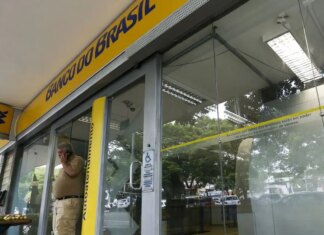 BB tem lucro de R$ 7,3 bi de janeiro a março, em queda de 20,7% Banco do Brasil