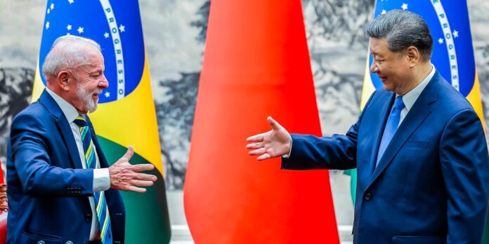 Brasil e China fazem declarações conjuntas sobre temas globais Brasil e China fazem declarações conjuntas sobre temas globais
