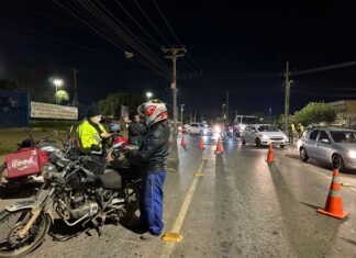 O Detran-DF pegou 79 condutores dirigindo alcoolizados