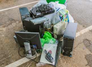 Fortalece ações de reciclagem tecnológica no GDF