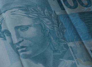 Governo congela R$ 31,3 bi do Orçamento de 2025