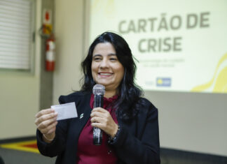 Cartão de crise reuni informações essenciais de pacientes psiquiátricos