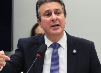 Governo anuncia recomposição orçamentária para universidades e institutos federais em 2025