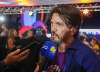 Público celebra Dia Mundial da Diversidade Cultural com shows gratuitos na Praça dos Três Poderes