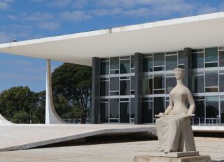 STF mantém regra que impede registro de candidato que não presta conta