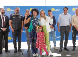 Celina Leão entregou 70 apartamentos a famílias beneficiadas com a casa própria