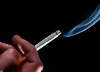 Imposto maior sobre os cigarros pode diminuir mortalidade infantil Cigarro mata