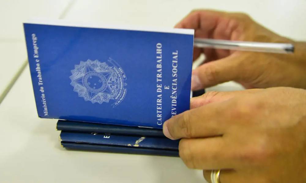 Agencias-do-trabalhador-oferecem-434-vagas-de-emprego-nesta-quarta-feira.jpg Carteira de trabalho