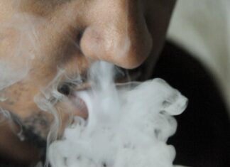 IgesDF promove palestra sobre nicotina e cigarro eletrônico