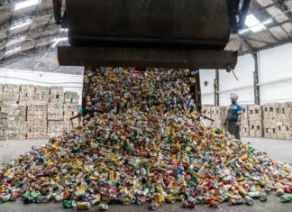 Brasil mantém liderança na reciclagem de latinhas
