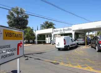 Moraes reforça monitoramento da prisão domiciliar de Bolsonaro