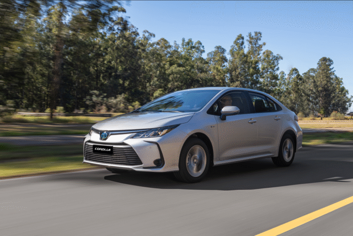 Corolla_-GLi_1.png https://www.toyotacomunica.com.br/wp-content/uploads/2025/09/Corolla_-GLi_1.png