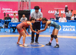 Wrestling transforma vida de jovens no DF