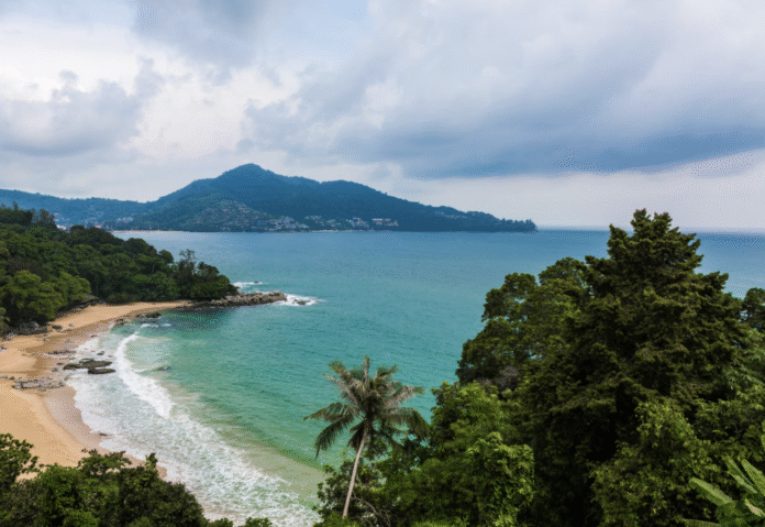 ilhasbrasileiras_freepik