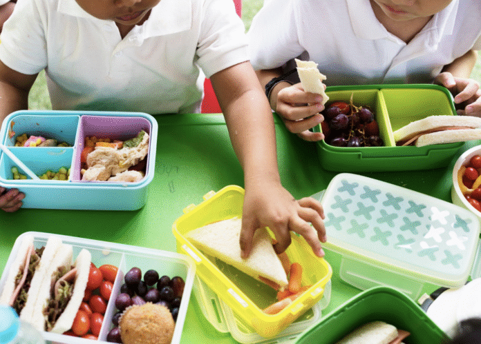 lancheescolar_freepik
