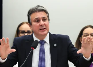 Especialistas criticam deputados por dificultar investigação de crimes