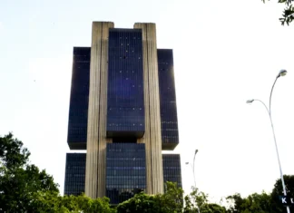 Banco Central vai bloquear chaves Pix usadas em golpes