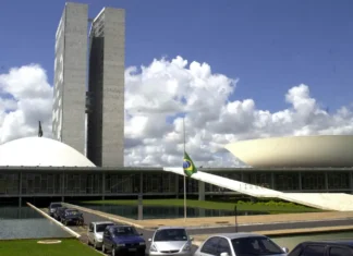 Escala 6×1 deve ficar para depois do recesso no Senado congresso nacional