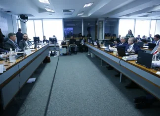 CPMI do INSS ouve ex-dirigente e ex-conselheira sobre fraudes