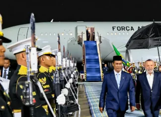 Lula inicia visita à Indonésia em busca de parceria