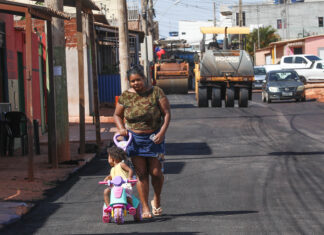 Asfalto transforma a Chácara 203 do Sol Nascente