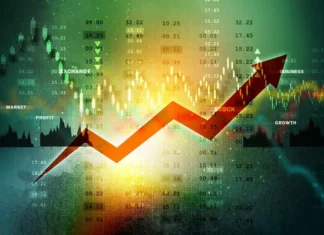 Bolsa bate recorde e se aproxima de 160 mil