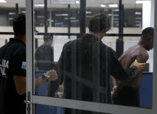 16 presos e 2 mortos em nova operação na Vila Kennedy