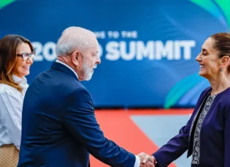 Lula e presidente do México acordam parceria em etanol e programas sociais