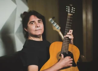 Morre Lô Borges, lenda do Clube da Esquina, aos 73