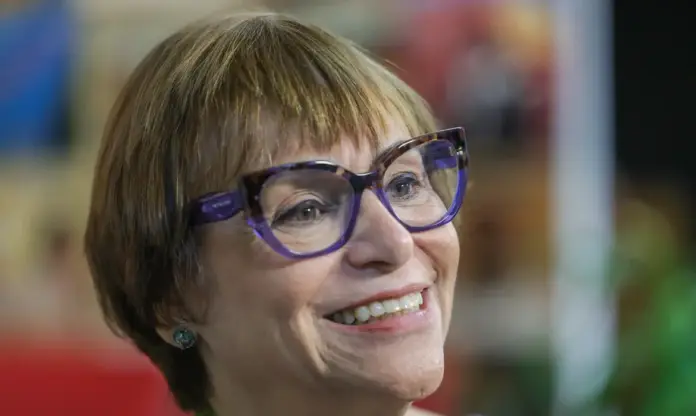 Mulher sorrindo-© Fabio Rodrigues-Pozzebom: Agência Brasil