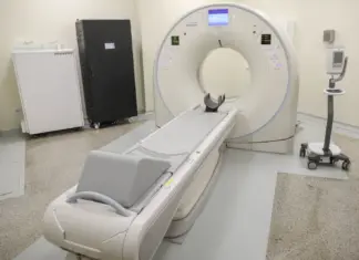 HRSM instala supertomógrafo para 200 exames e zera fila