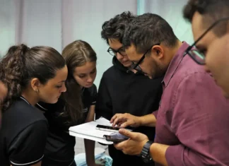 Confiança em professor impulsiona propósito de vida de jovens