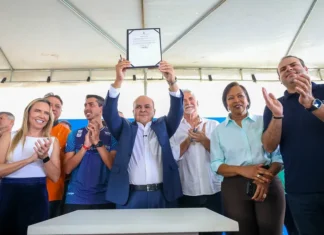 Ibaneis autoriza reforma completa do Estádio Augustinho Lima