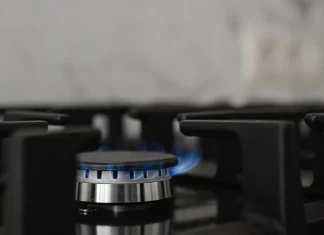 Gás grátis beneficia 1 milhão de famílias a partir de segunda