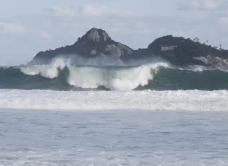 Pesquisadores mapeiam encontro inédito de placas tectônicas no Pacífico
