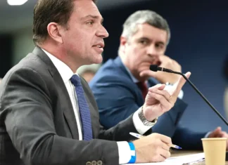 PSOL pede prisão de Ramagem após suposta fuga para Miami