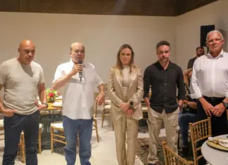 Ibaneis reforça união da base em jantar na Residência Oficial